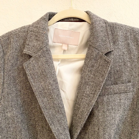 Banana Republic Petite Wool Blend Herringbone Blazer Jacket Gray Size 12 - Picture 2 of 13